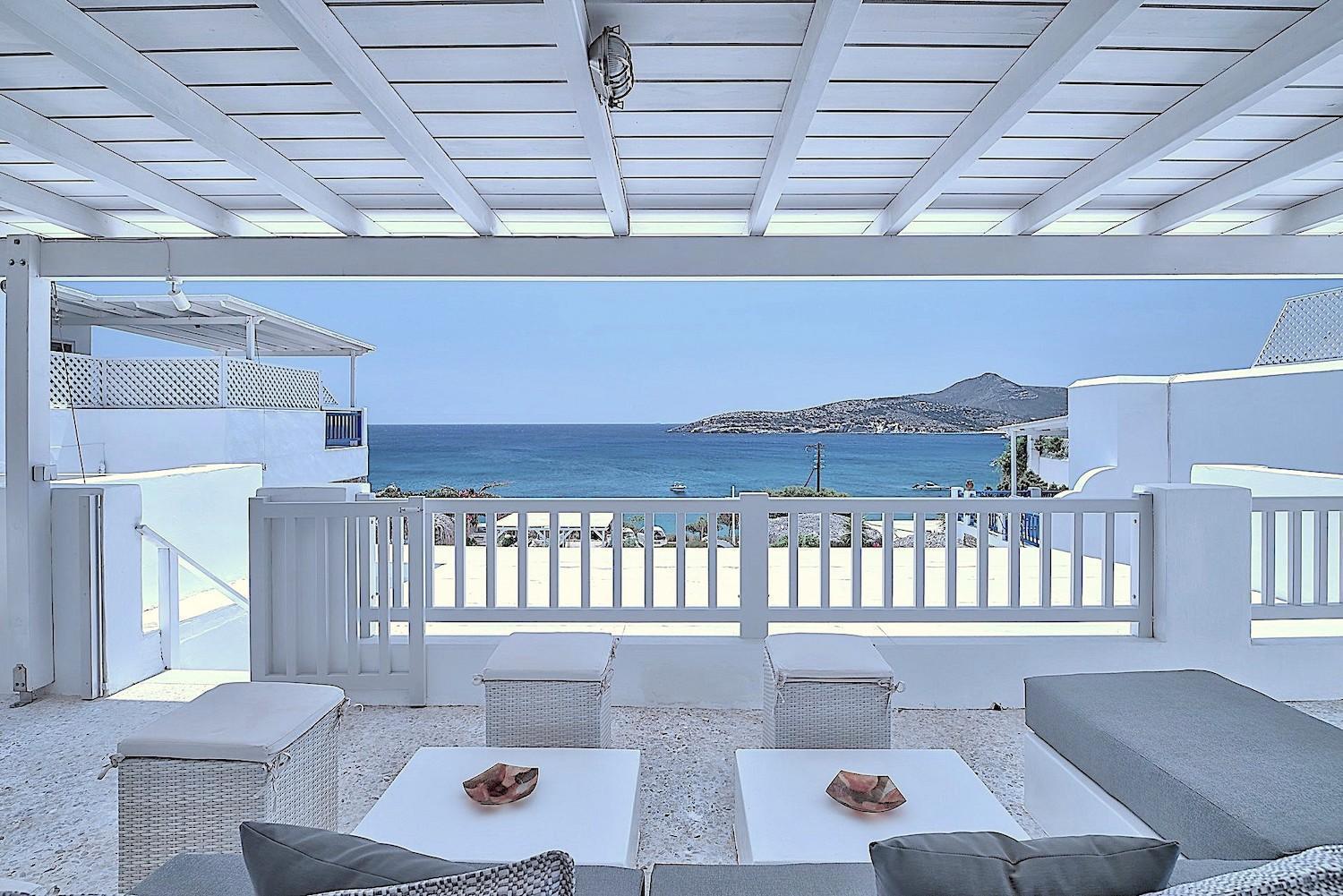 Blue Dolphin Antiparos Villas And Suites Agios Georgios  Exterior foto